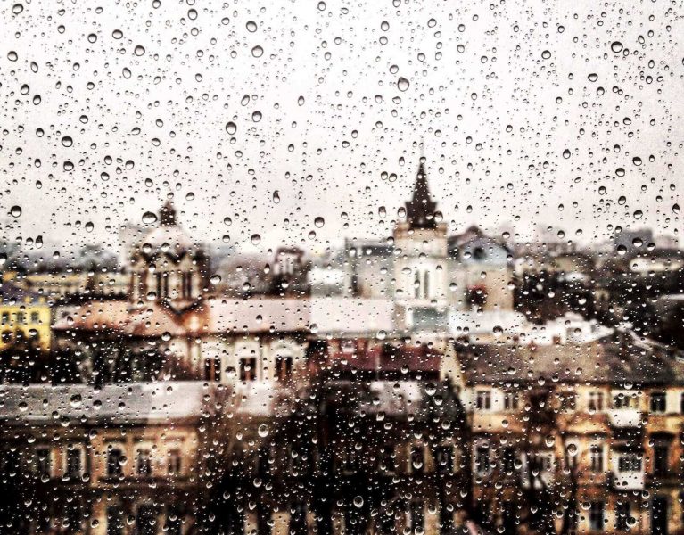 Dingen doen als het regent - Photo by Viacheslav Bida on Unsplash
