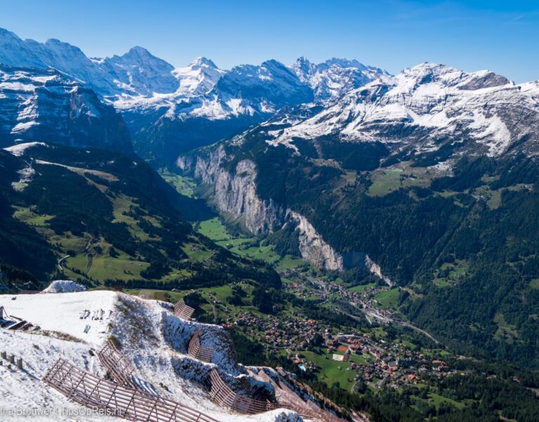 Grindelwald: Uitzicht over de Jungfrauregion vanaf de top van Männlichen