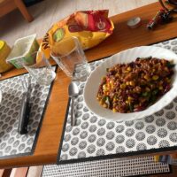 Het ultieme comfort food na een koude dag buiten Remote werken op Fuerteventura - Koken deden we gewoon zelf