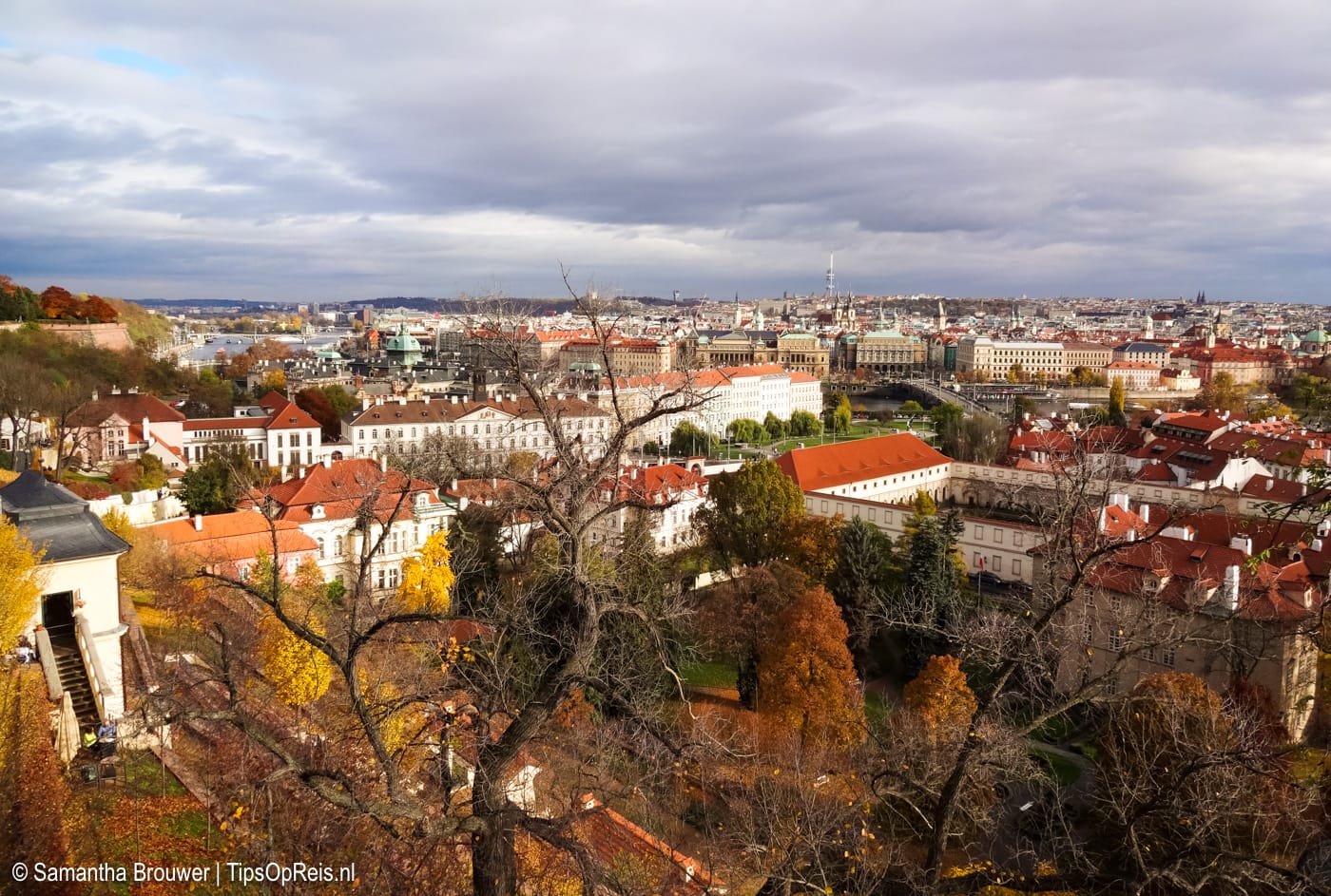 Uitzicht over Praag vanaf het kasteel