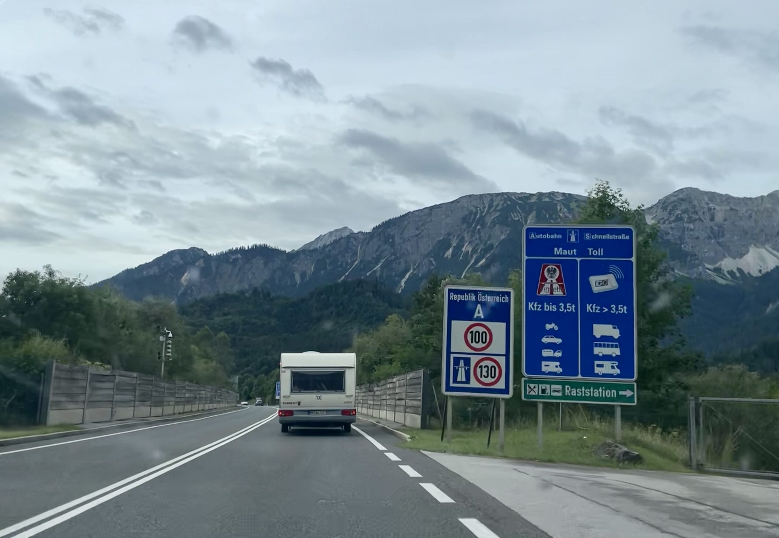 Op naar Oostenrijk voor woningbezichtigingen!