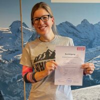 Skiles geven: de eerste helft is binnen! Hoera, ik slaagde voor mijn NSI, de eerste helft van de Anwärter-opleiding en mag nu skiles geven!