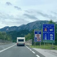 Met de auto door Oostenrijk: essentiële informatie en handige tips Autorijden in Oostenrijk: met de auto door Oostenrijk