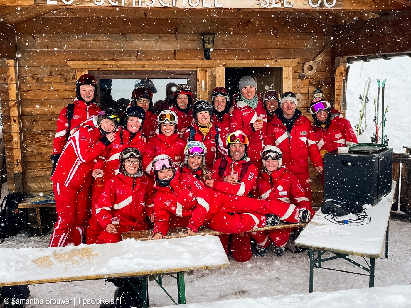 Skileraar zijn is meer dan een seizoensbaan - Groepsfoto met alle skileraren van Skischule See