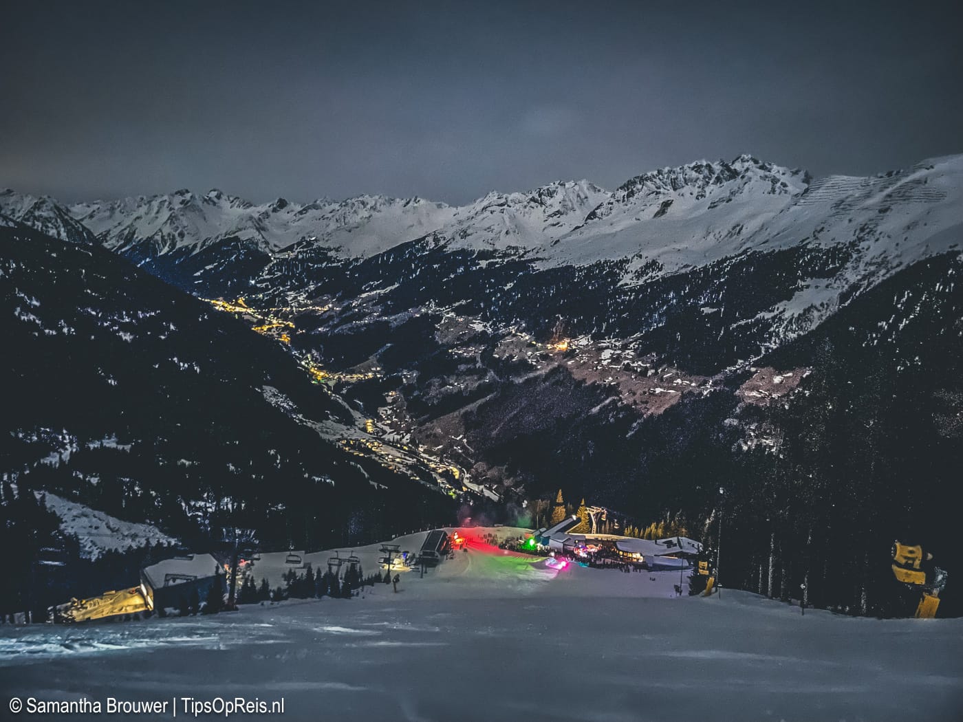 See en het Paznauntal in de avond tijdens de skishow