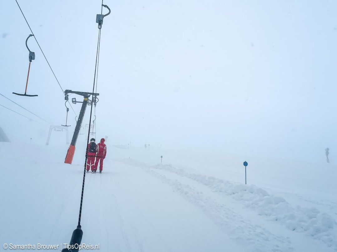 Werken in de sneeuw gaat ook door met slecht weer