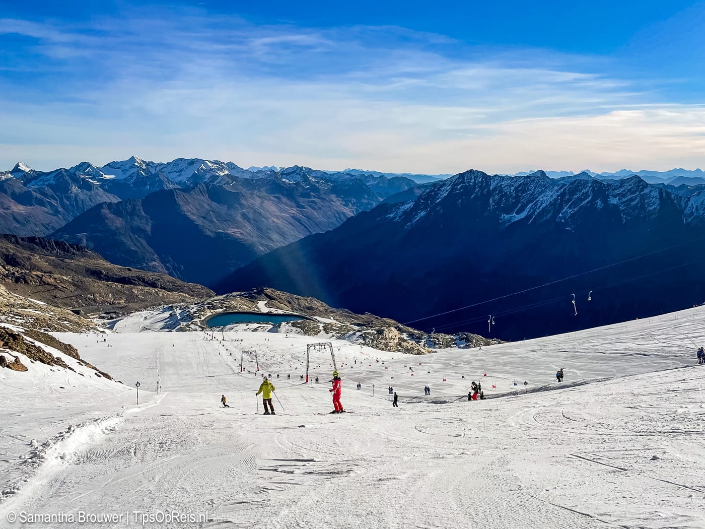 Tiefenbach gletsjer in skigebied Sölden met panoramisch uitzicht huist een paar van de mooiste pistes van Sölden