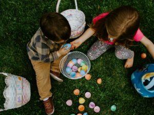 Checklist autovakantie Pasen | Photo by Gabe Pierce on Unsplash