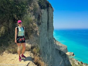Samantha op Corfu bij Cape Drastis